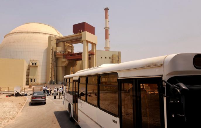 В Россию через Армению отправились еще 94 сотрудника АЭС Бушер