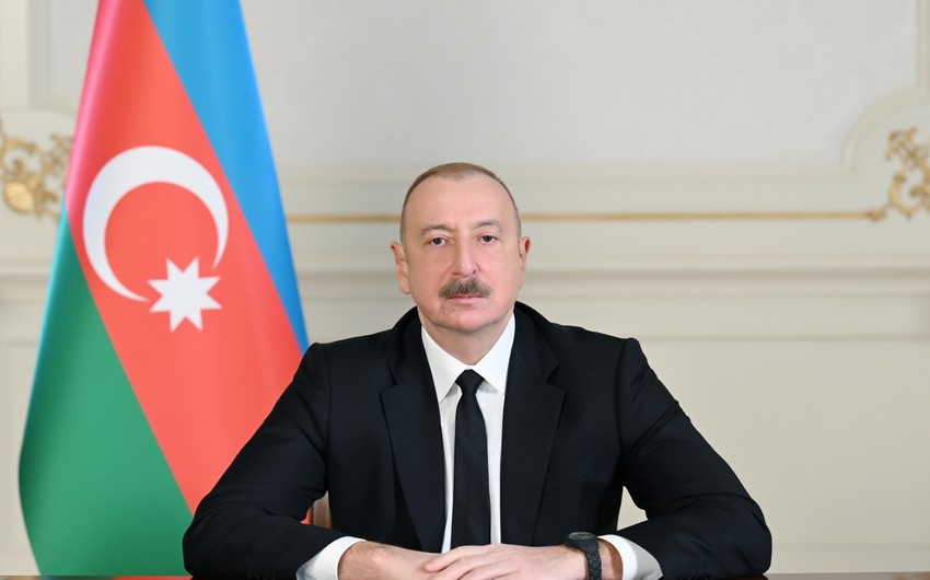 Президент Ильхам Алиев прибыл с рабочим визитом в Турцию
