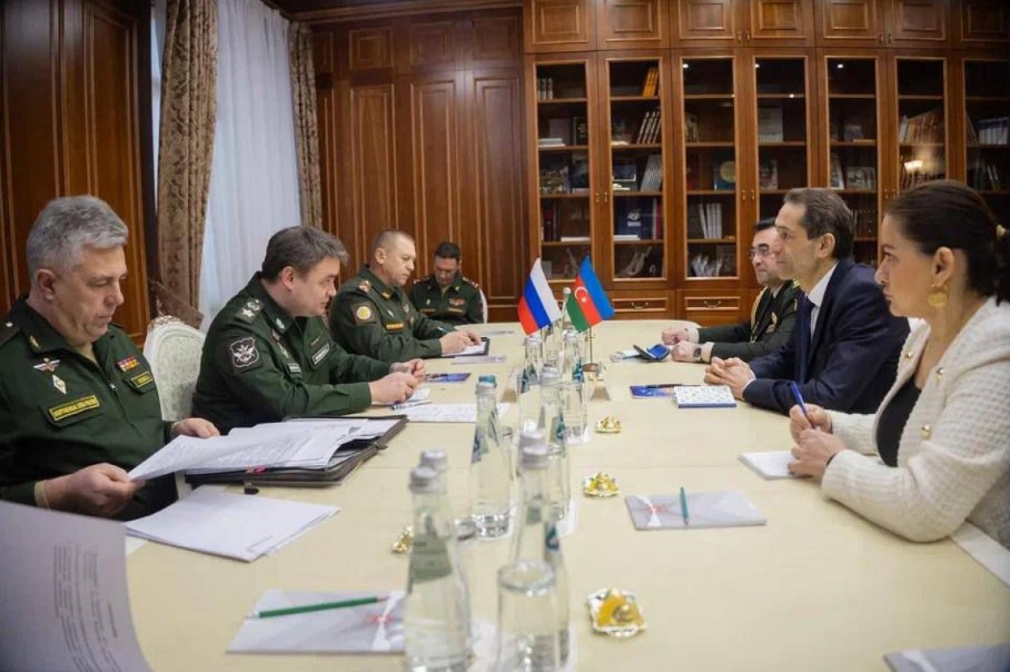 Азербайджан и Россия обсудили военно-техническое сотрудничество