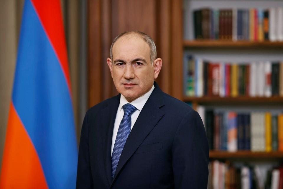 Пашинян: Страна, не имеющая сильной армии, уязвима и может стать объектом искушения для агрессии