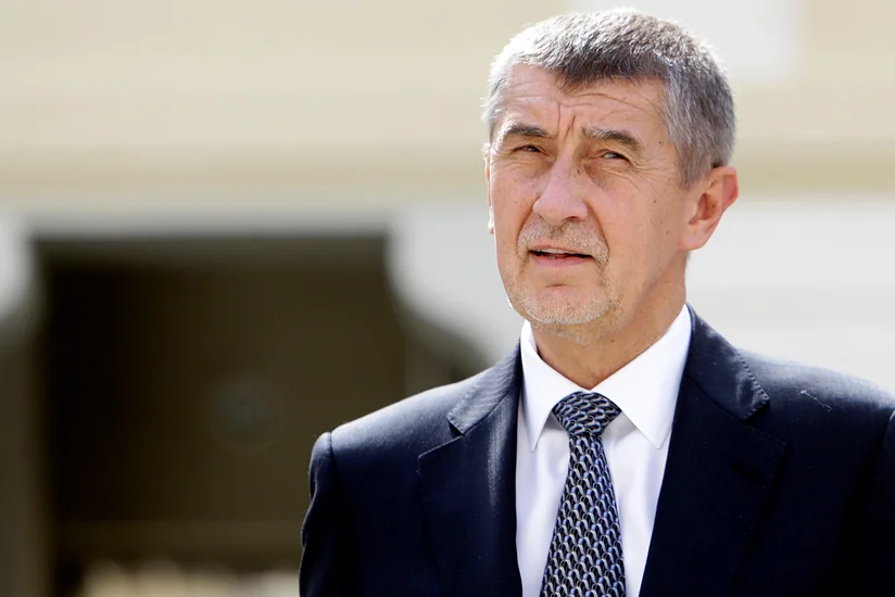 Премьер Чехии планирует посетить Баку в апреле