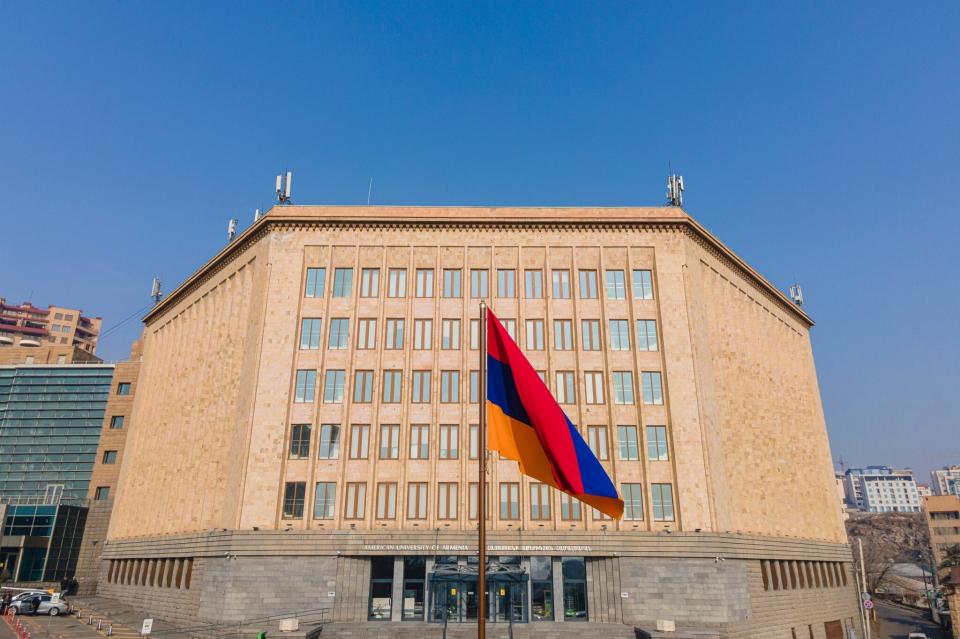 Американские университеты в странах Ближнего Востока, как и университет в Армении перешли на онлайн-формат обучения