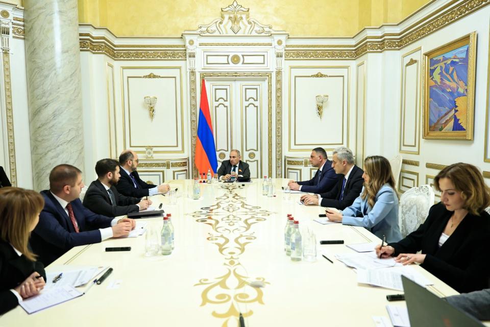 Обсуждены вопросы, связанные с организацией и проведением  в Ереване саммита Европейского политического сообщества
