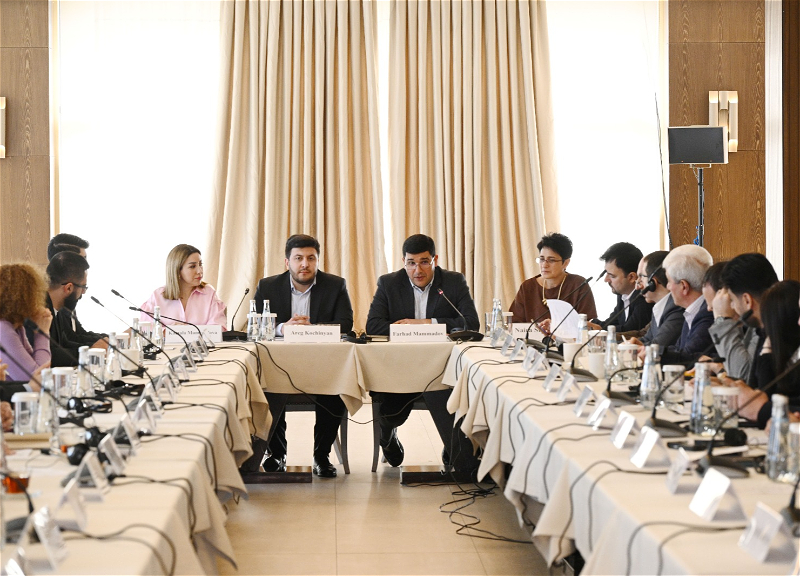 В Габале проходит круглый стол представителей гражданских обществ Азербайджана и Армении