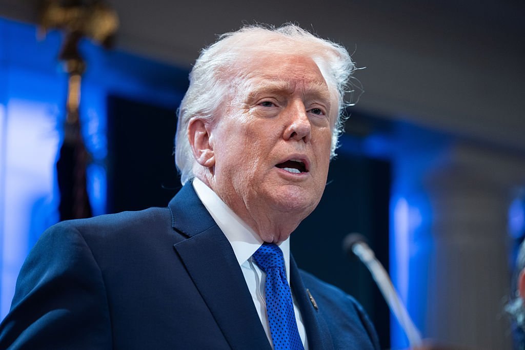 Трамп заявил, что Иран согласился передать США свой обогащенный уран