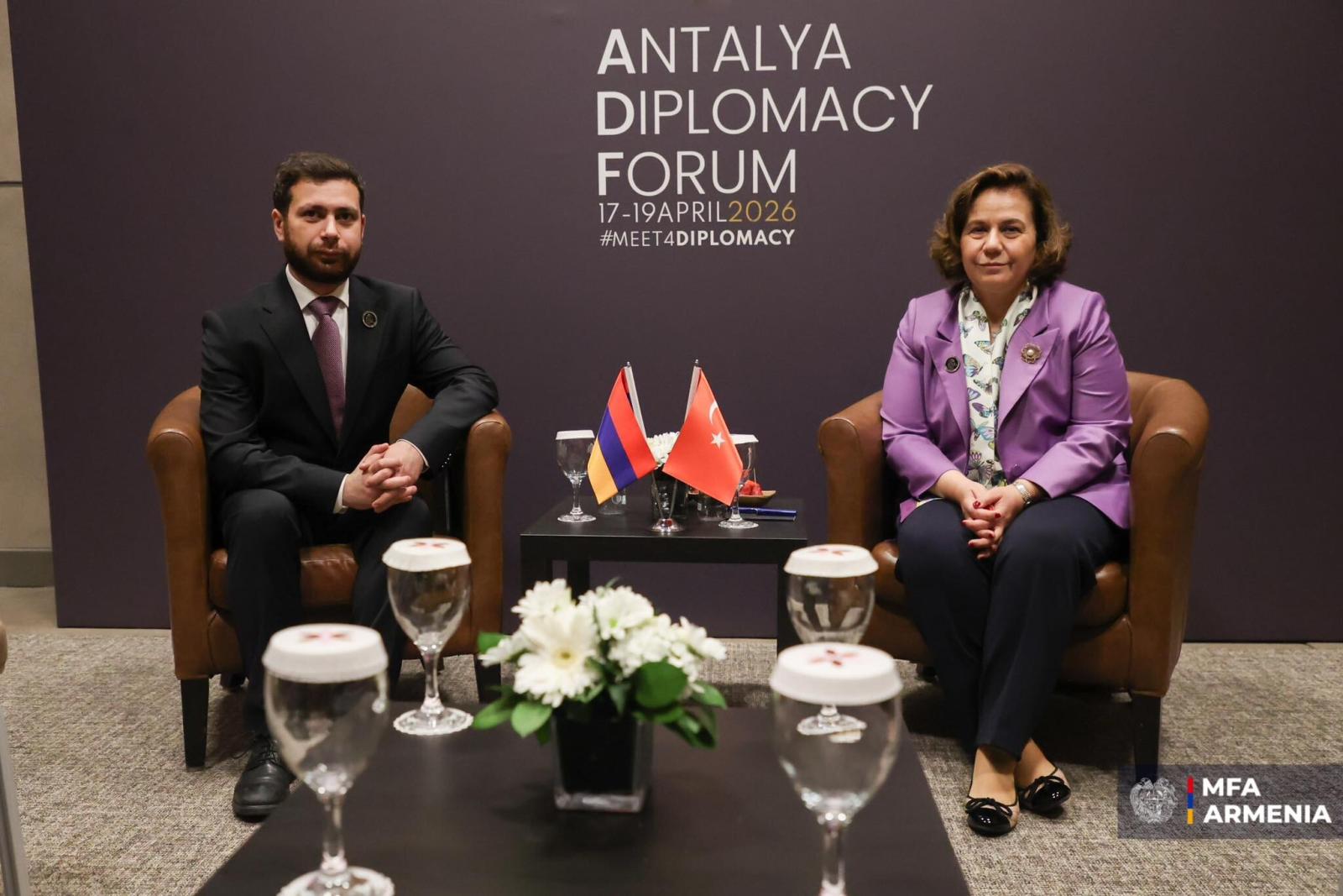 Заместители глав МИД Армении и Турции обсудили вопросы двусторонней повестки и региональные развития