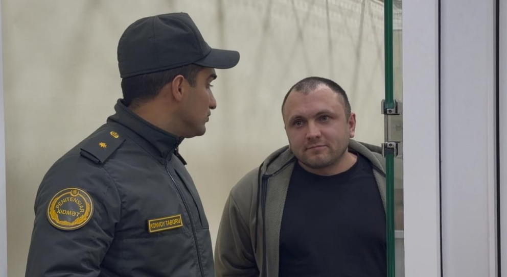 Суд в Азербайджане приговорил к четырем годам колонии россиянина, задержанного на фоне обострения политических отношений Москвы и Баку