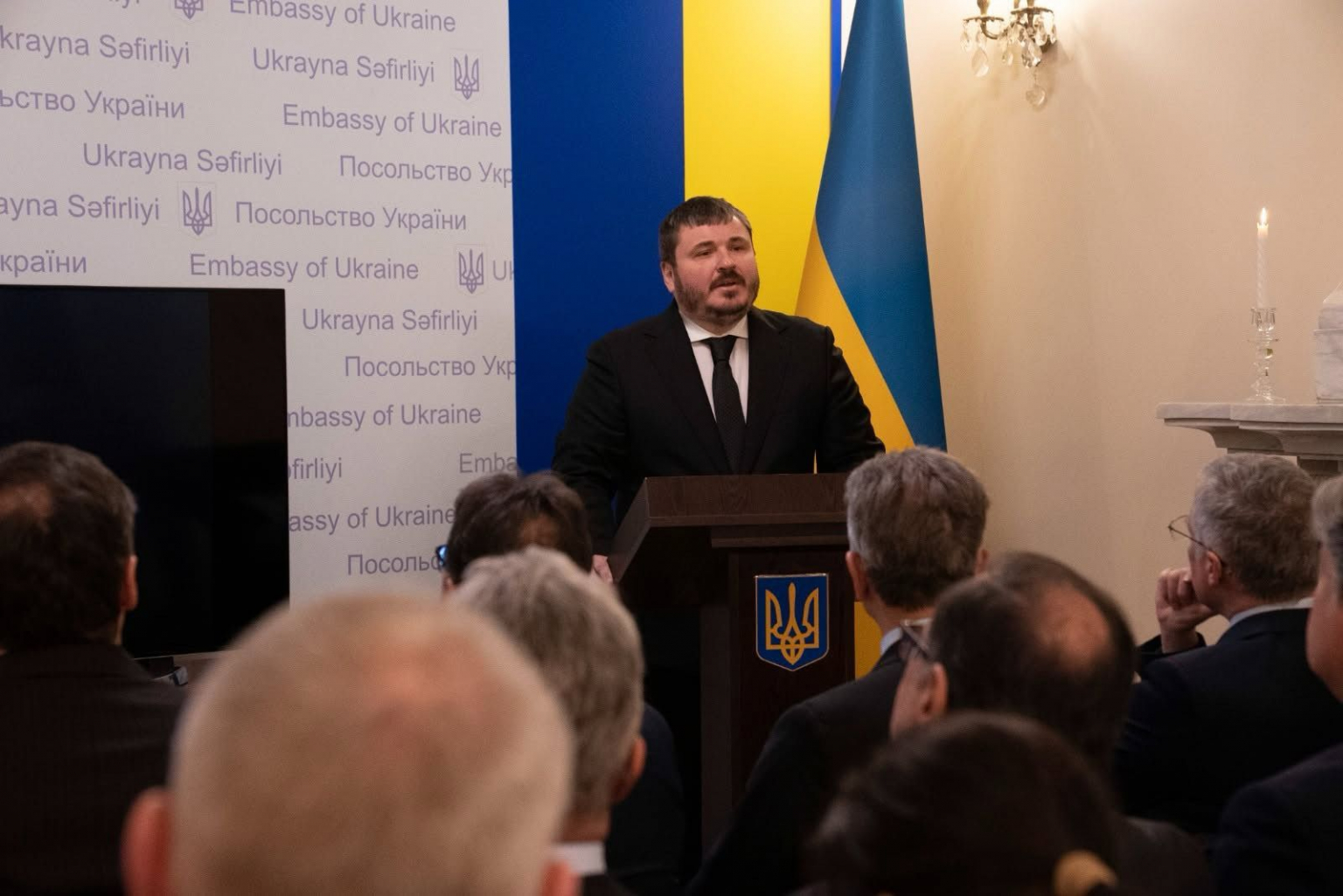 Киев благодарит Баку за реабилитацию детей