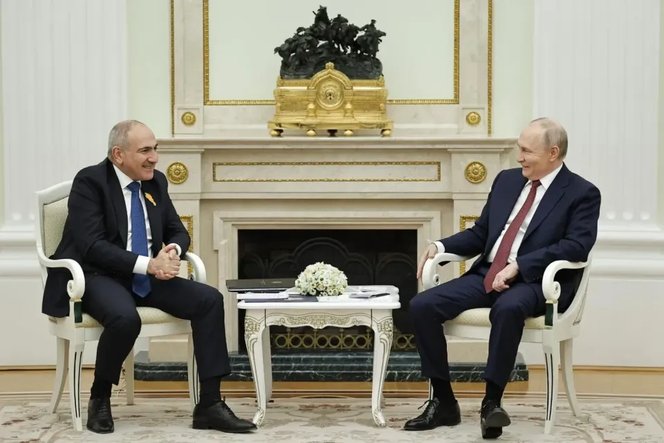 Песков не исключил возможности встречи Пашинян-Путин после окончательного подведения итогов выборов