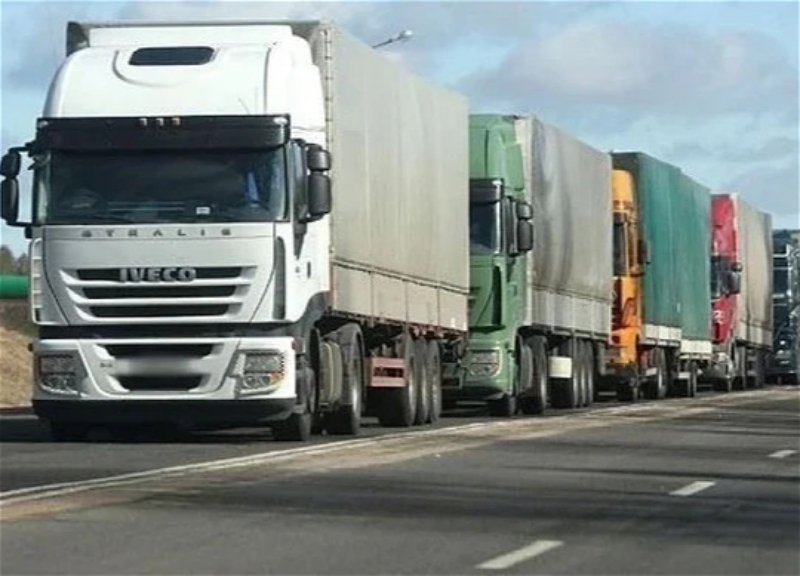 На азербайджано-грузинской границе устранено скопление транспортных средств