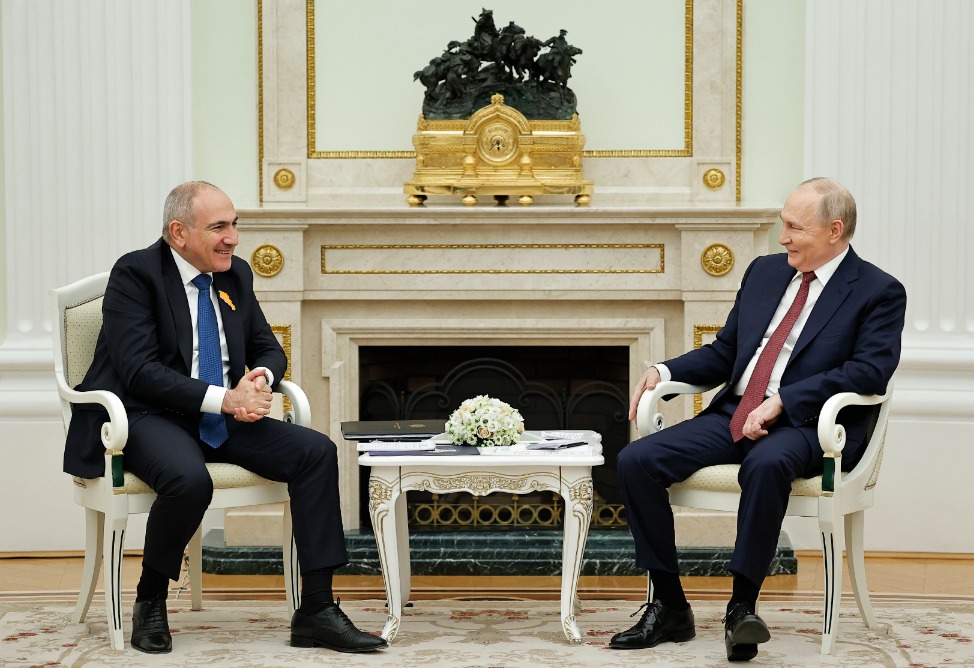 Путин и Пашинян обсудят в Москве вопрос европейской и евразийской ориентации Армении- Песков