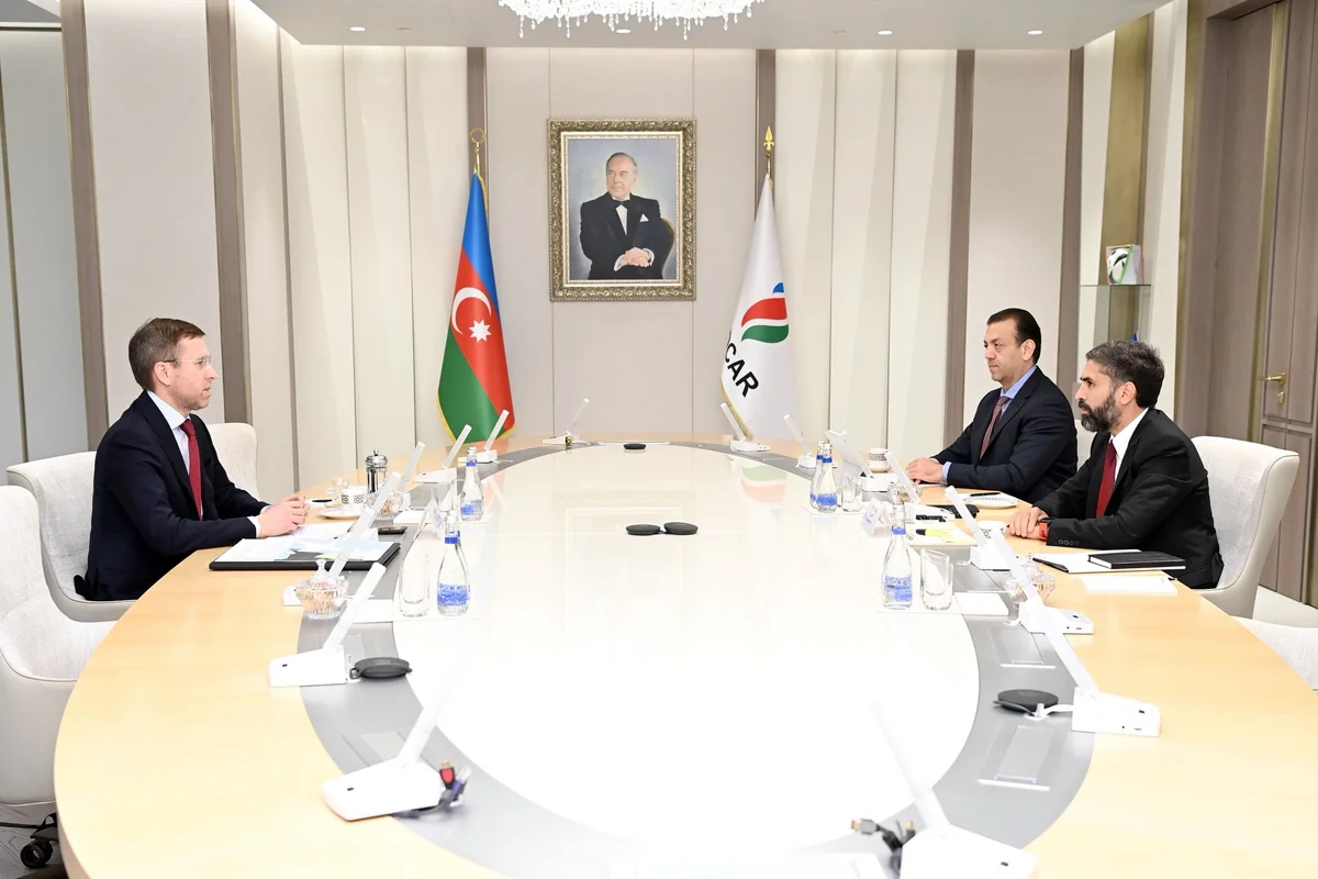 SOCAR и Укрнафта обсудили развитие сотрудничества