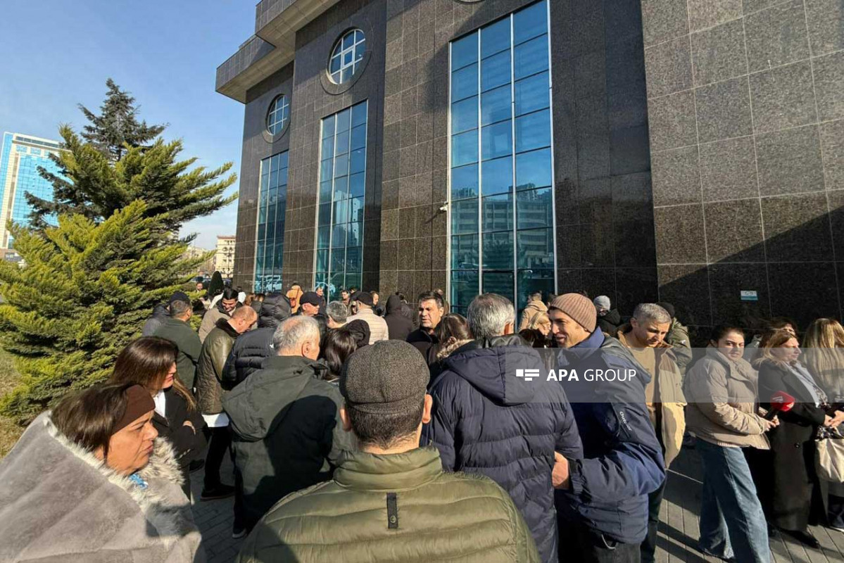 Стоматологи из разных районов Азербайджана протестуют против решения TƏBİB